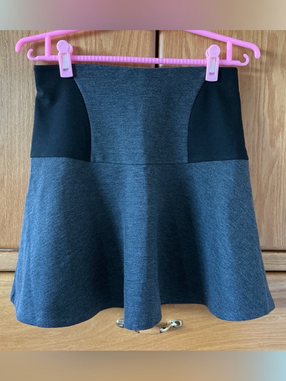 Dynamite Gray and Black Skirt